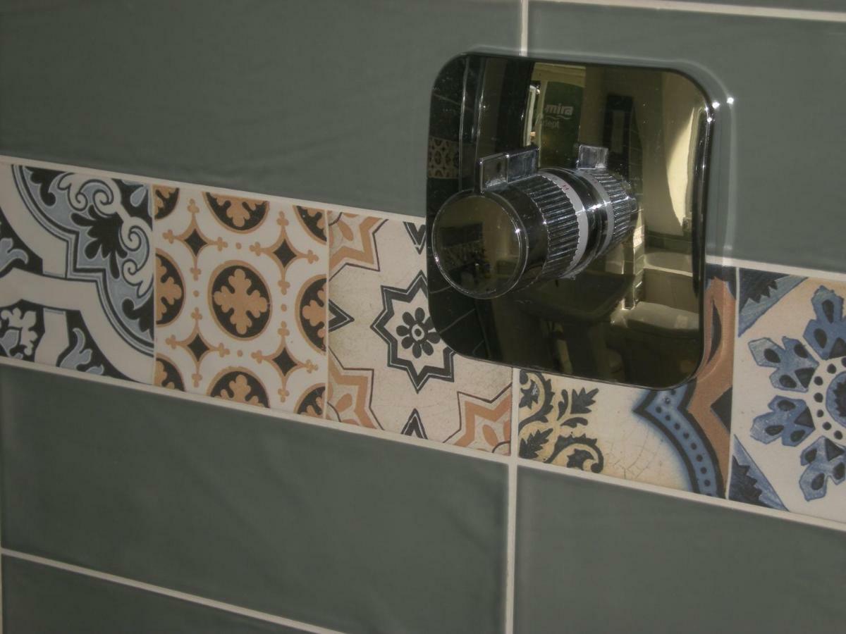 Brockenhurst Apartments エクステリア 写真
