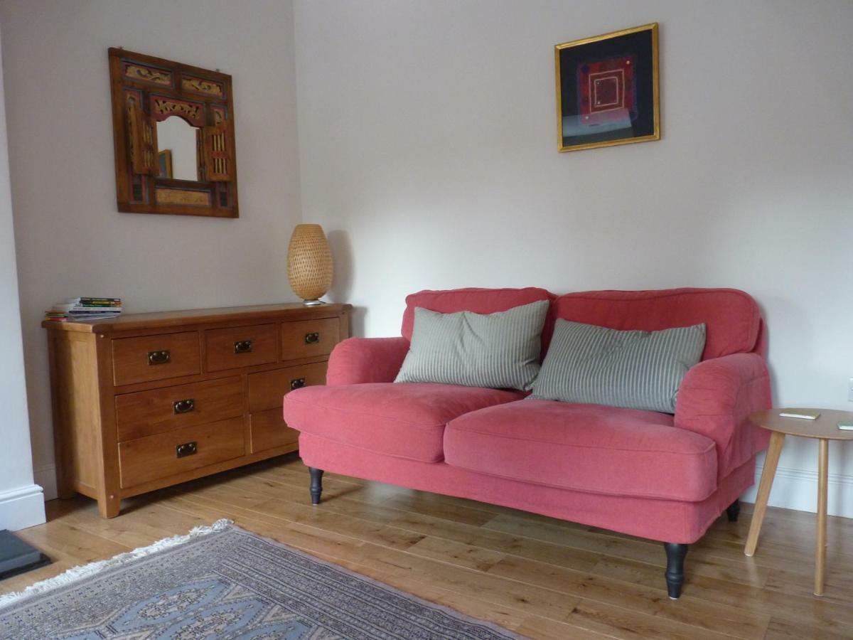 Brockenhurst Apartments エクステリア 写真