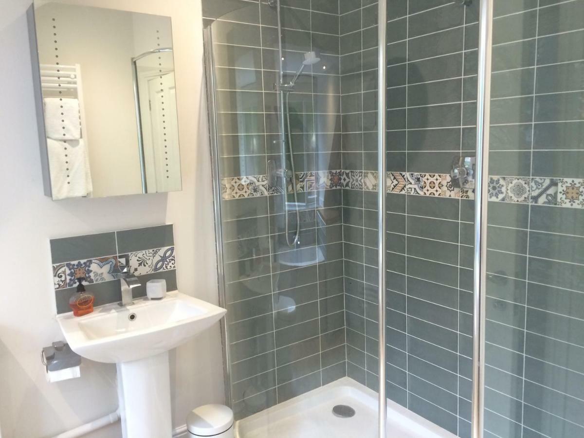 Brockenhurst Apartments エクステリア 写真
