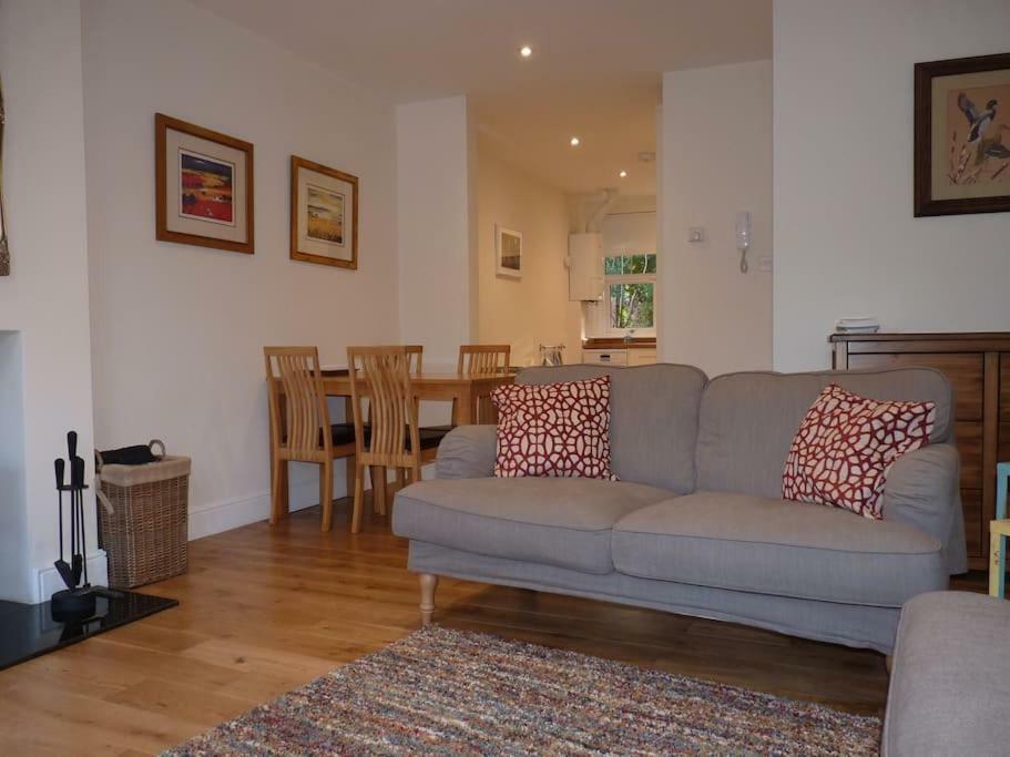 Brockenhurst Apartments エクステリア 写真